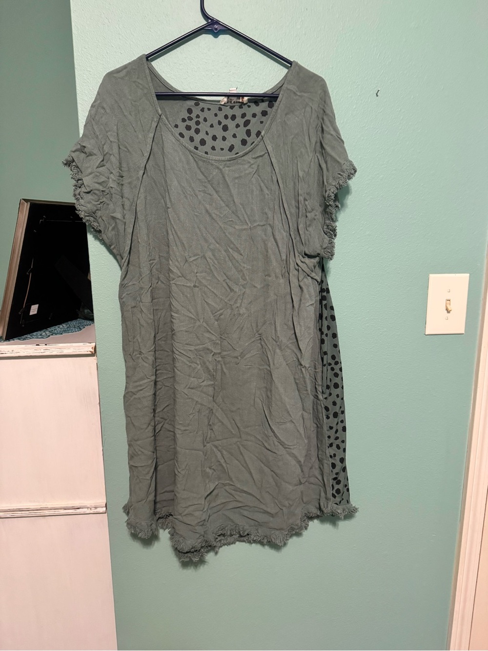 Umgee Women's Slate Green Leopard Print Top - 1XL